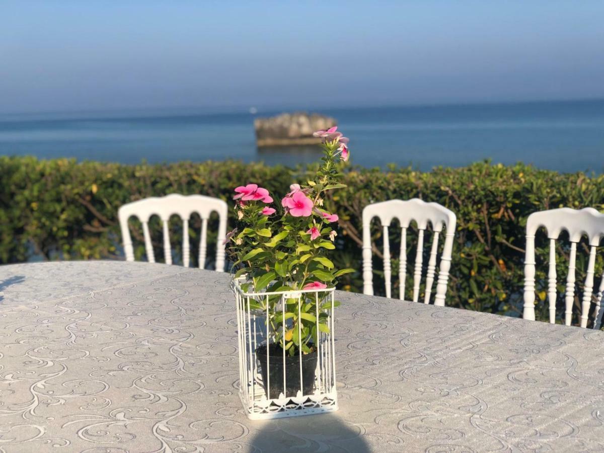 Borgo Di Riaci Beach Resort Санта-Доменика Экстерьер фото