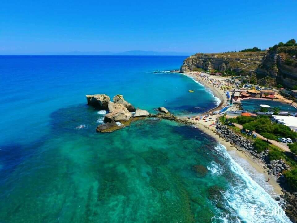 Borgo Di Riaci Beach Resort Санта-Доменика Экстерьер фото